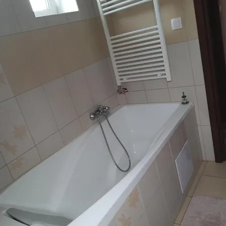 Schaffer Vendeghaz Apartment