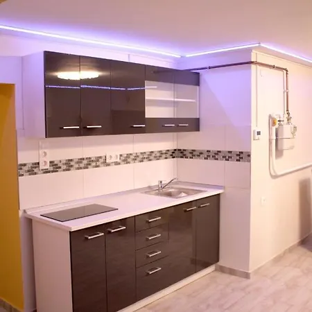 Schaffer Vendeghaz Apartment